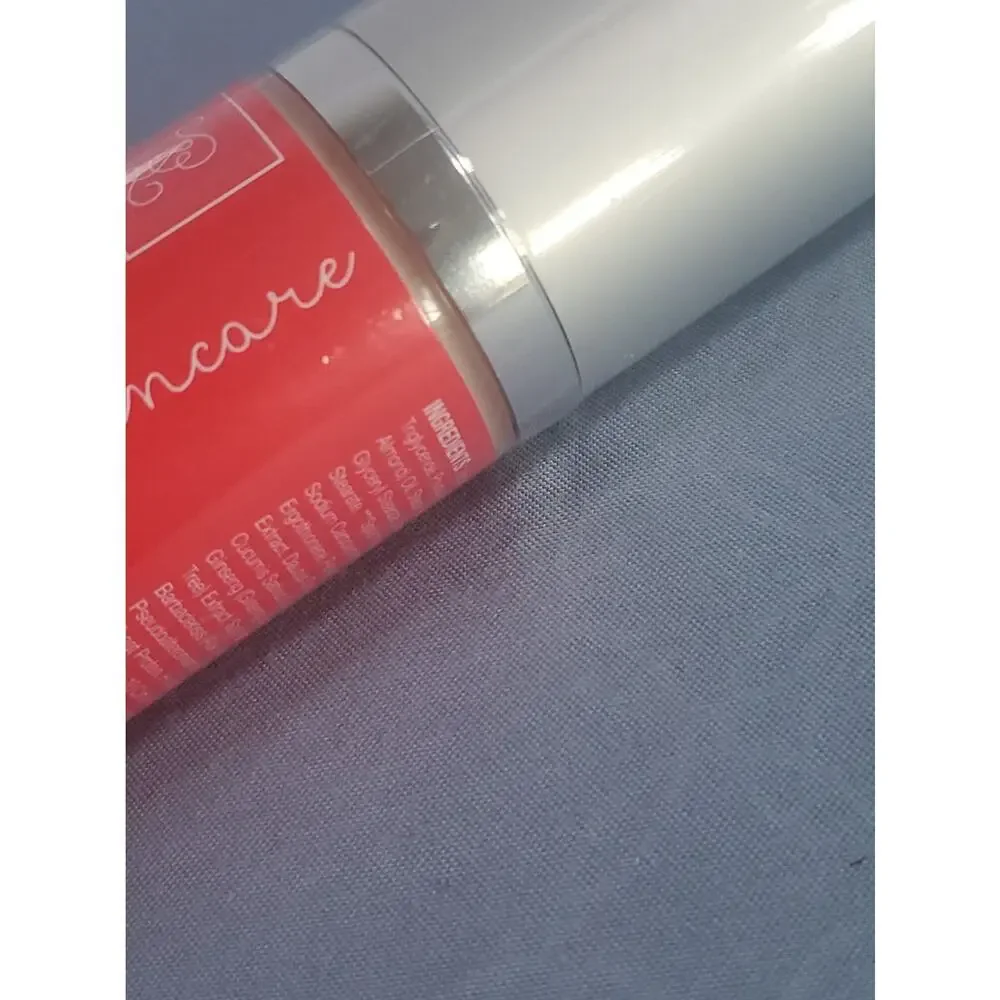 La Skincare Pro Collagen Serum Daily Revitalizing Anti-Aging Face Lift 1oz New